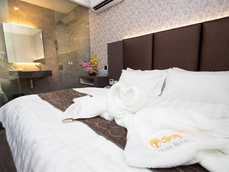 Spring Season Hotel Муар Екстериор снимка