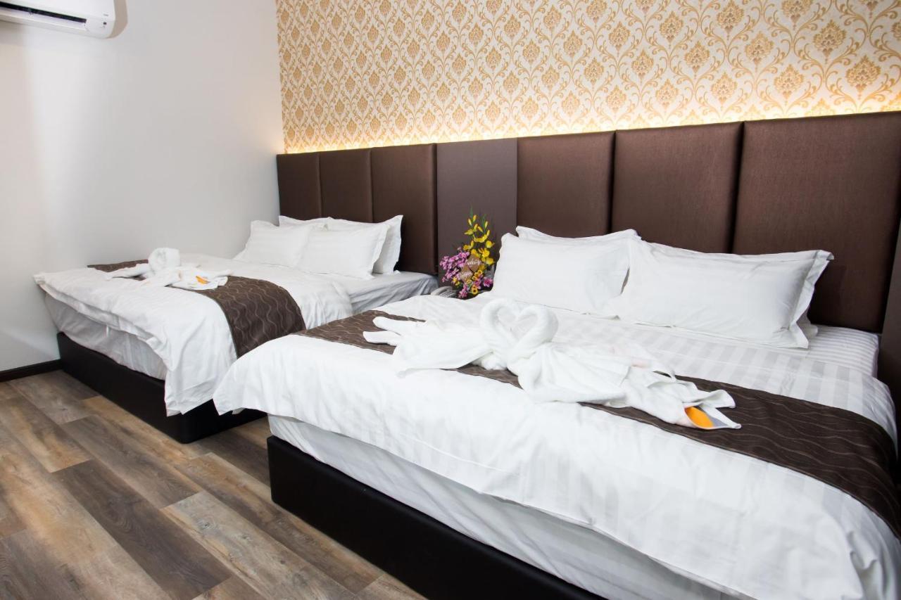 Spring Season Hotel Муар Екстериор снимка