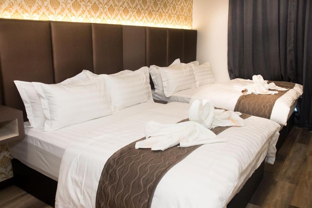 Spring Season Hotel Муар Екстериор снимка